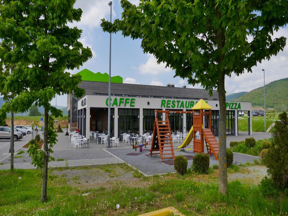 Hotel Lika Jug Brinje Exterior foto